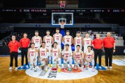 焦泊乔登场30秒，中国男篮上半场12人全部轮换登场
